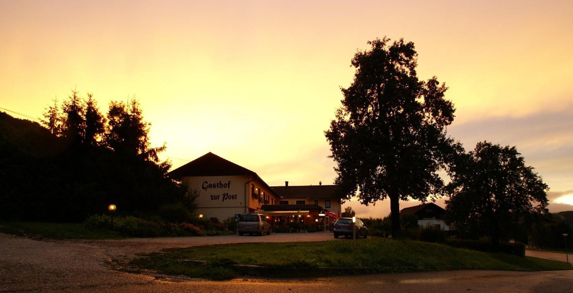 Gasthof Hotel Zur Post Ferlach Exterior foto